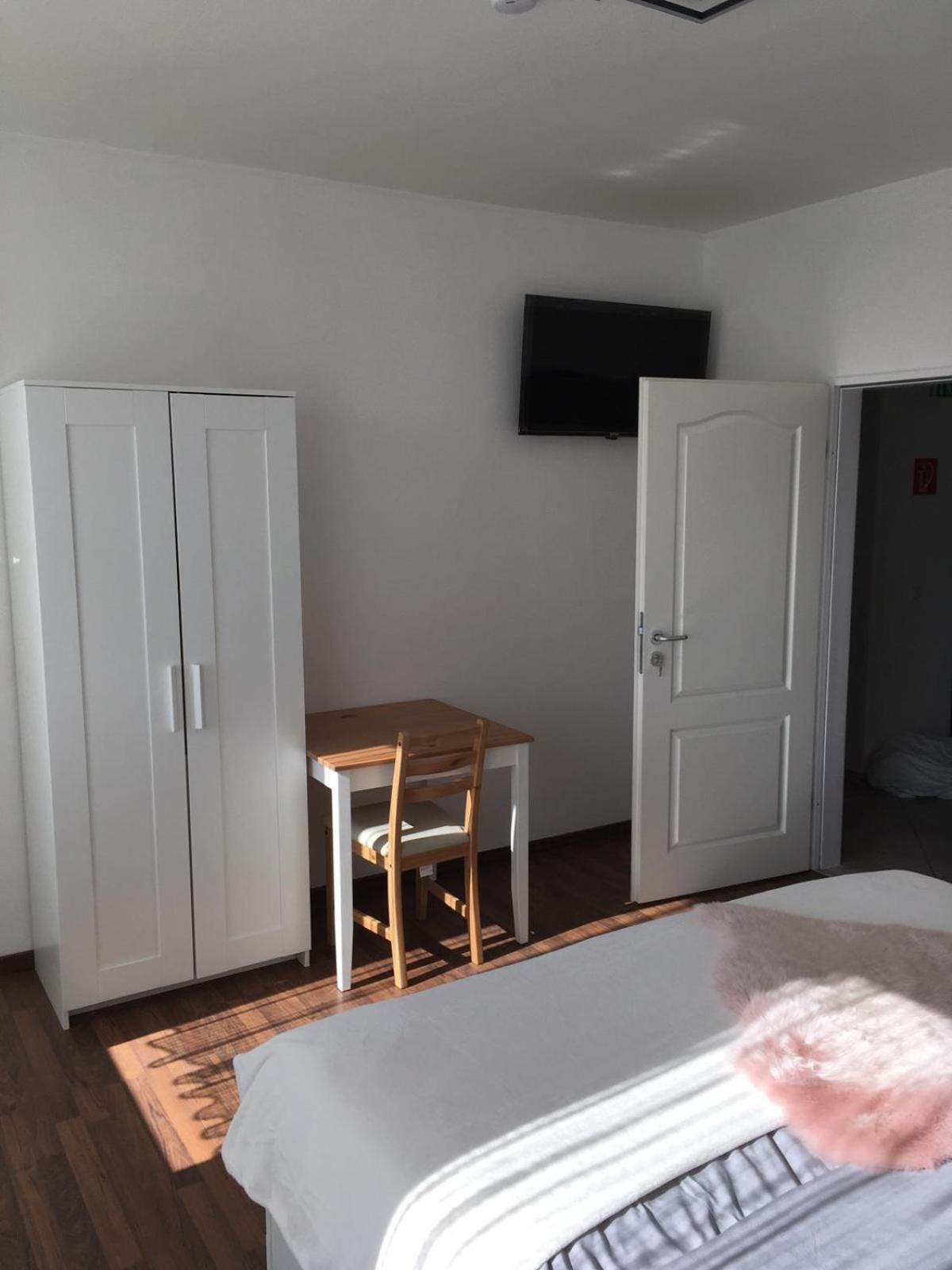 Hotel Kronenhof & Gaststaette Zum Fehling 于利希 外观 照片